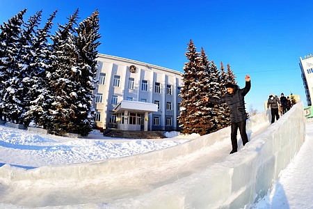 Ледовый городок Горка